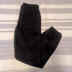 EUC AMERICAN EAGLE SUPER SOFT Women’s Paper Bag High Waisted Black Pants 8 Reg